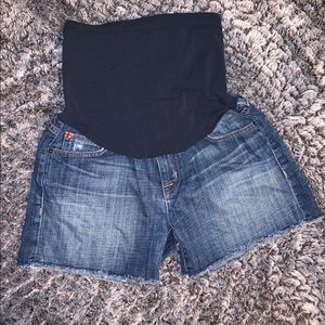 Hudson maternity shorts size 27
